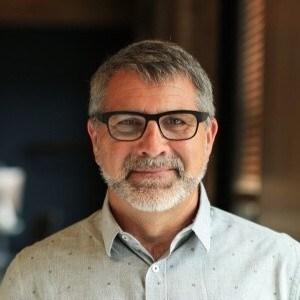 Vern Hanzlik, Emerging Technology and Software Leader, Joins DrivenIQ as New Chief Executive Officer