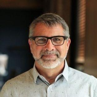 Vern Hanzlik, Emerging Technology and Software Leader, Joins DrivenIQ as New Chief Executive Officer