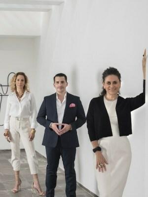 Team Laura de la Torre Joins The Exclusive Haute Residence Real Estate Network